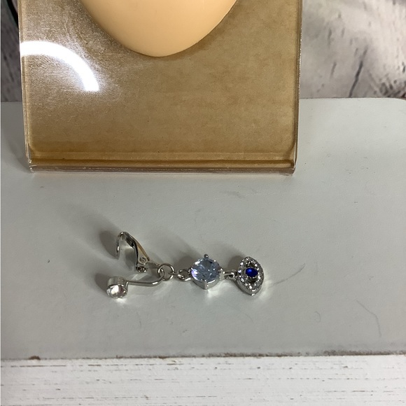 Clip-On Belly Button Ring - Picture 3 of 4